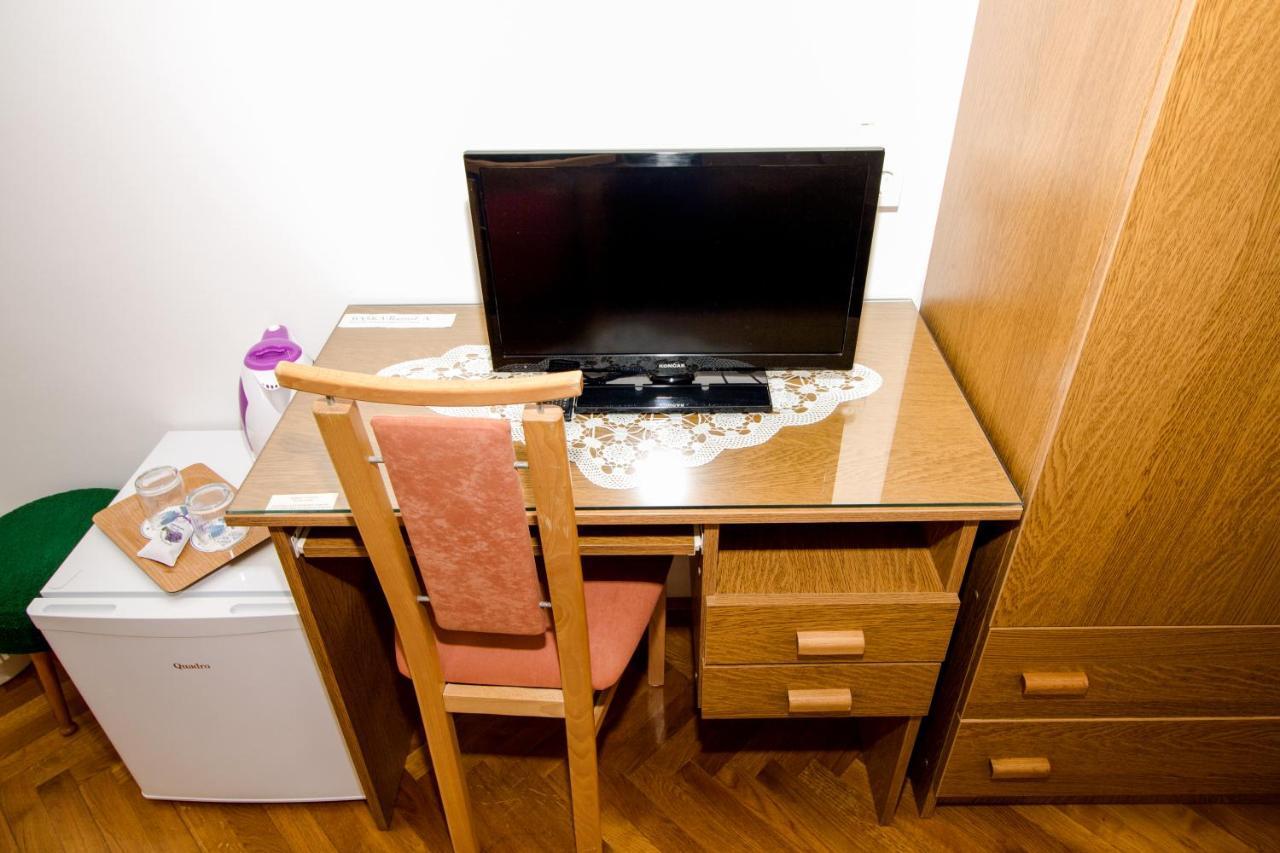 Rooms & Apartment Albina Башка Екстер'єр фото